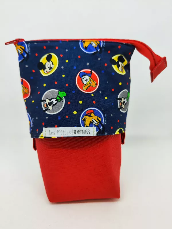 Trousse scolaire ou de voyage